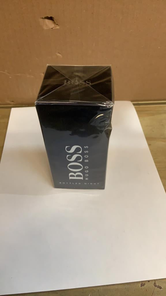 HUGO BOSS Bottled Night Eau de Toilette for Men 100ml - intense, spicy fragrance with Cardamom top notes
