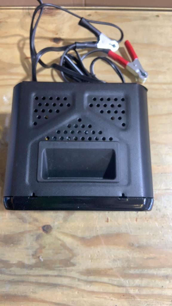 Schumacher SC1339 10A 12V DOE Battery Charger