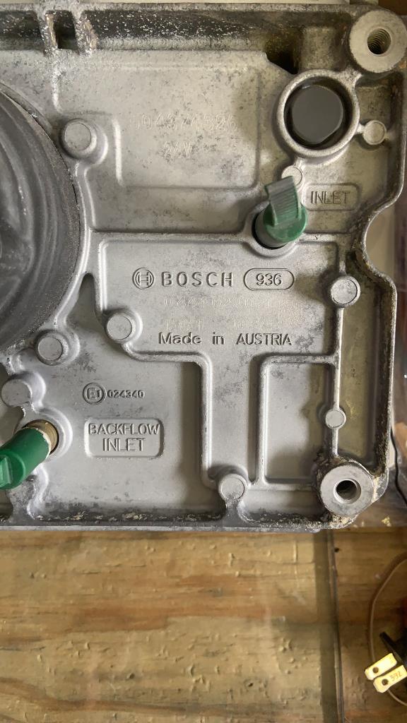 Bosch Denoxtronic DEF (Diesel Exhaust Fluid)  Supply Pump 2.2